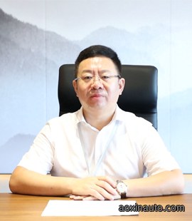 新泉股份董事长唐志华